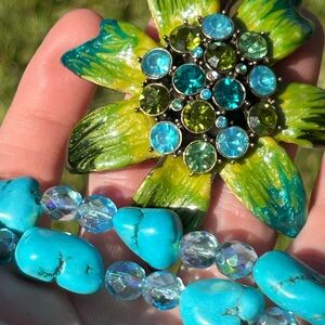 Cara N.Y. Hand painted Flower Statement Necklace Turquoise Howlite Crystal Beads
